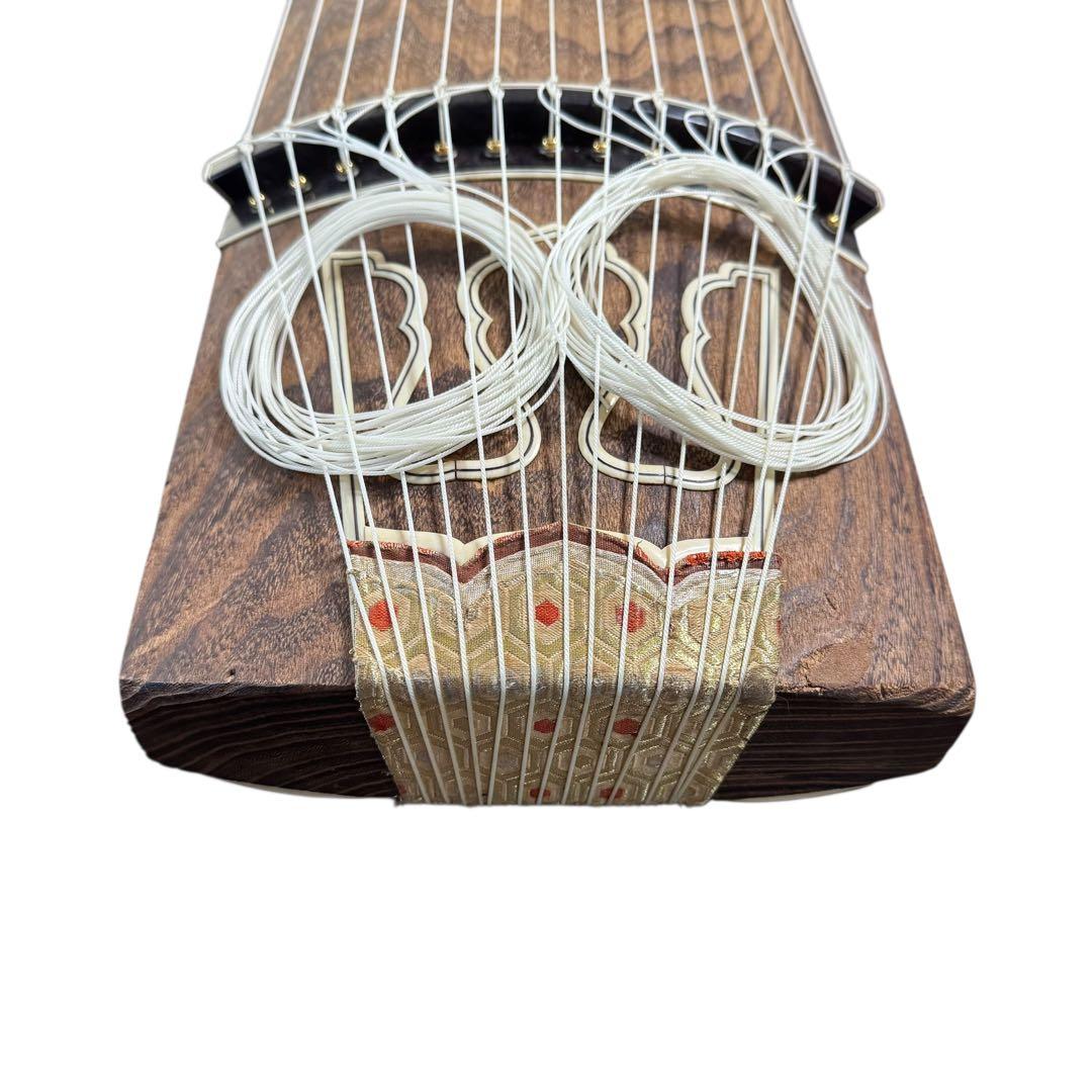 【最上級品】くり甲 綾杉彫 13絃箏 琴 透かし玉縁包み