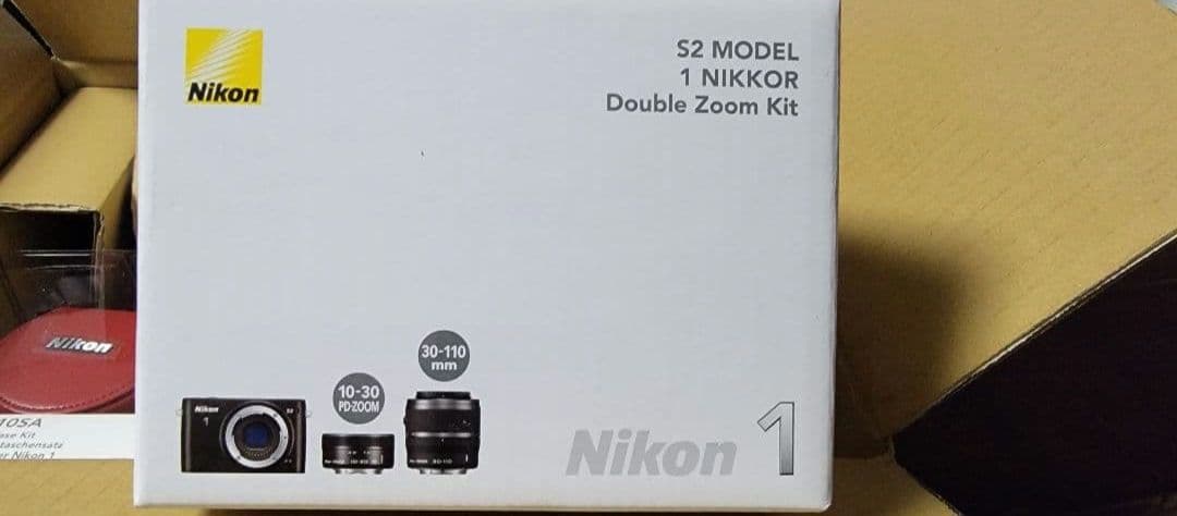 新品　ニコン1 S2ダブルズームキット＋純正レザーケース+三脚　限定セット