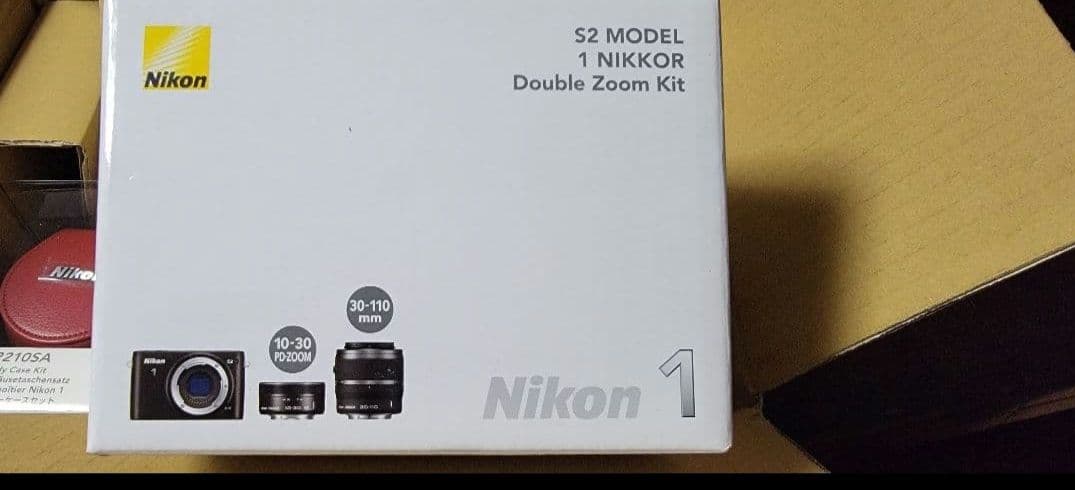 新品　ニコン1 S2ダブルズームキット＋純正レザーケース+三脚　限定セット