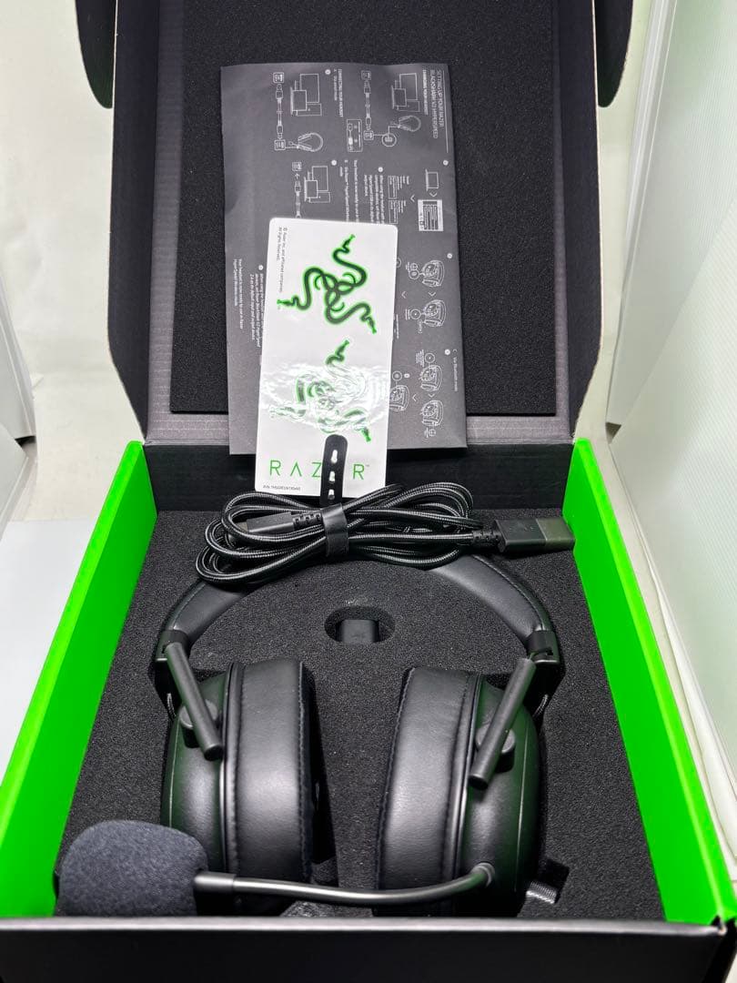 Razer BLACKSHARK V2 HYPERSPEED ゲーミングヘッド