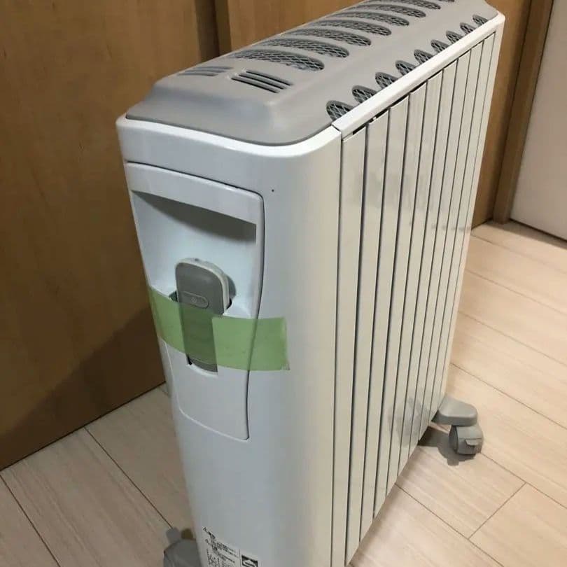 値下げ！DeLonghi BelCald オイルヒーター ホワイト