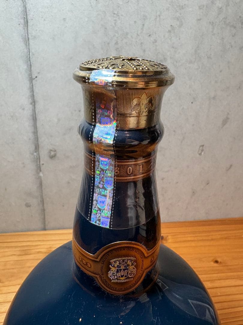  Salute 21年 700ml 箱あり未開封