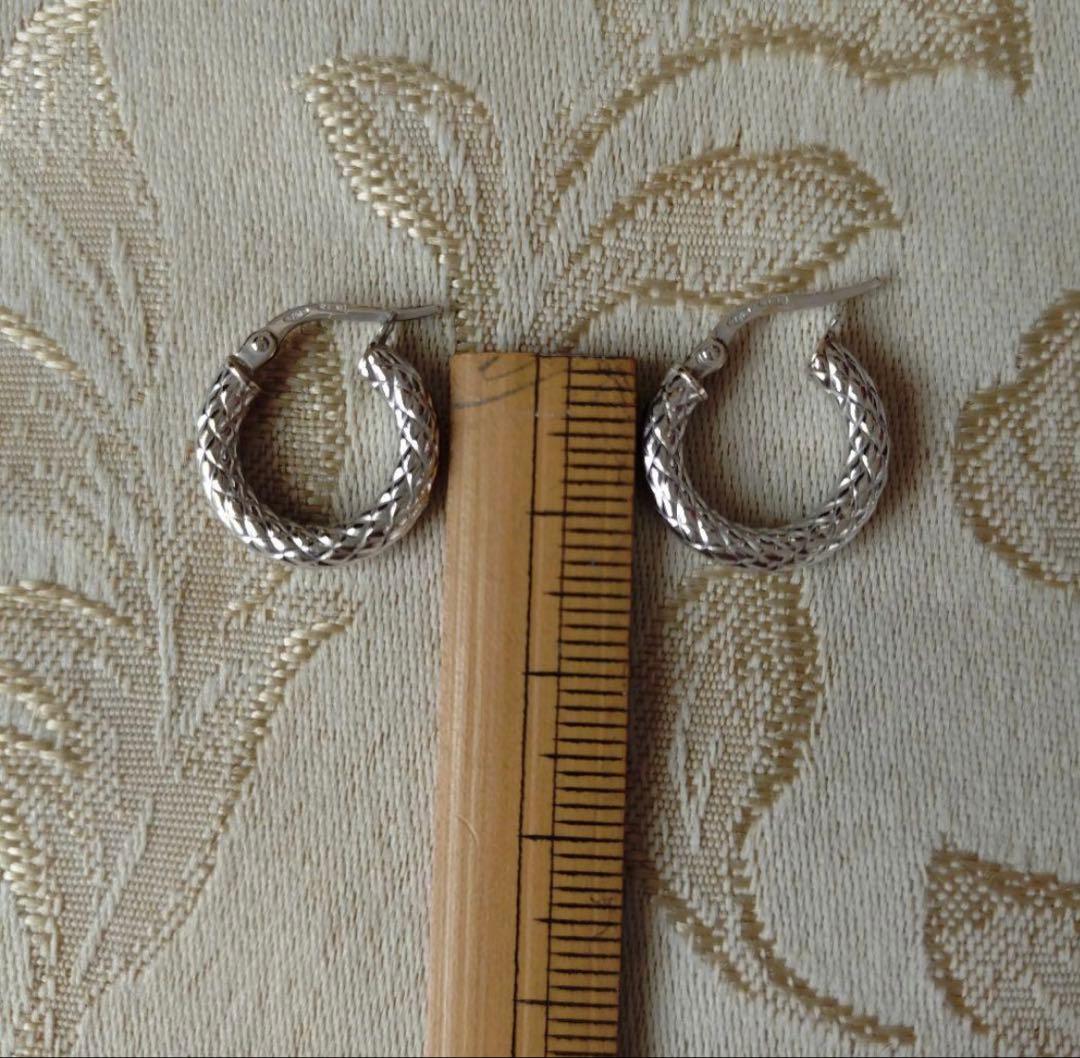 UNOAERRE ウノアエレ　k18ホワイトゴールド　フープピアス