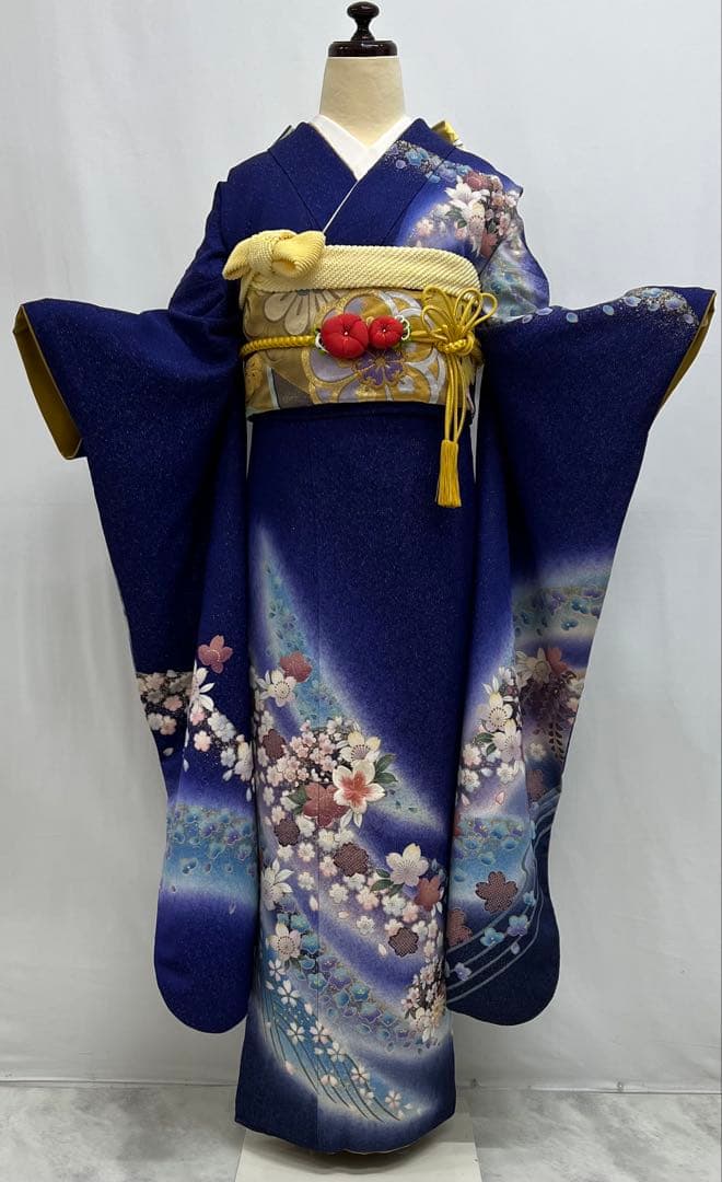 振り袖　フルセット　長襦袢付　成人式　金彩加工　刺繍入り　金通し　673