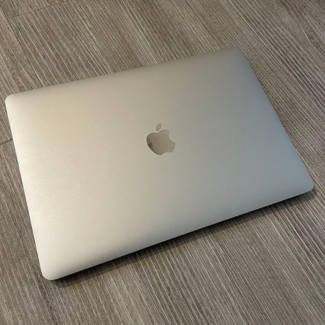 Apple MacBook Pro 13インチ シルバー