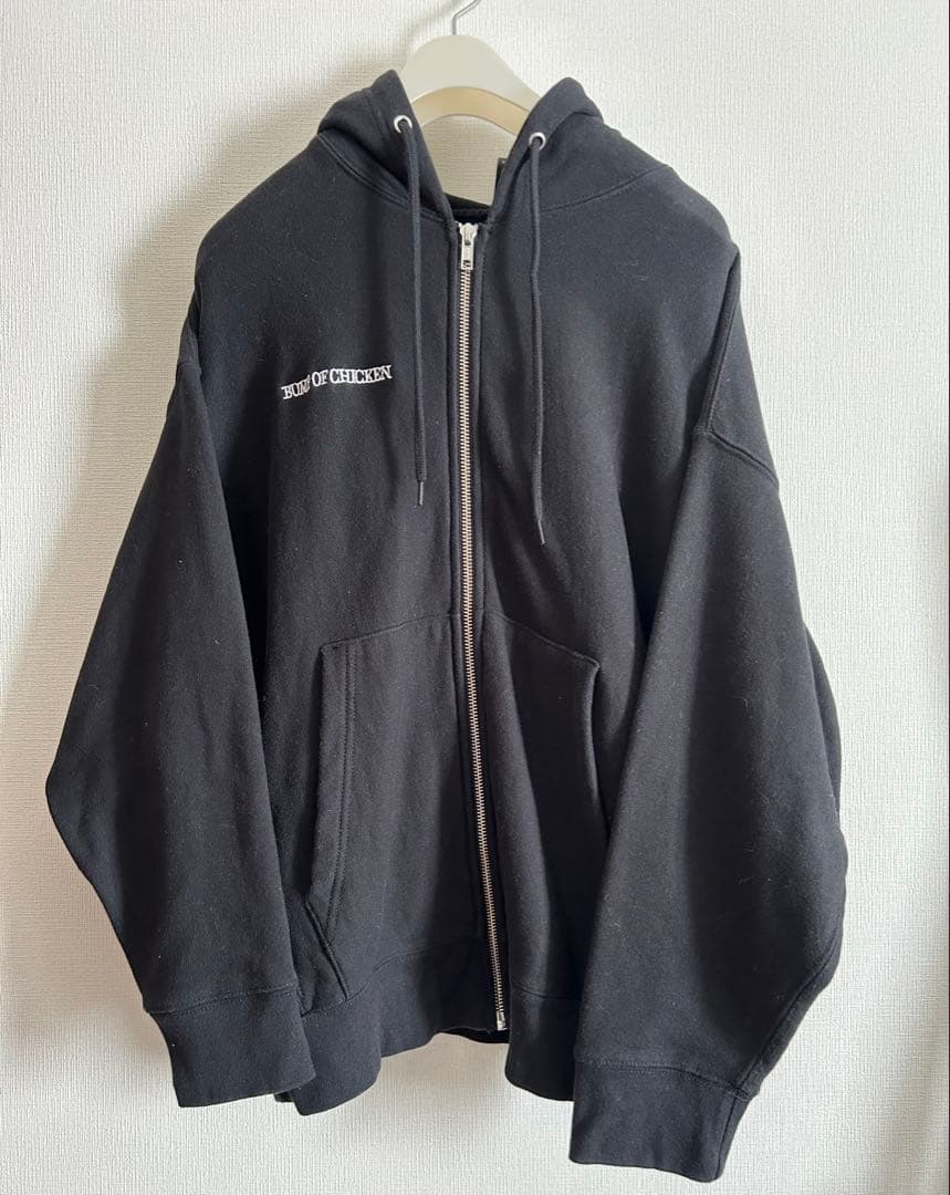 なないろ ジップパーカー