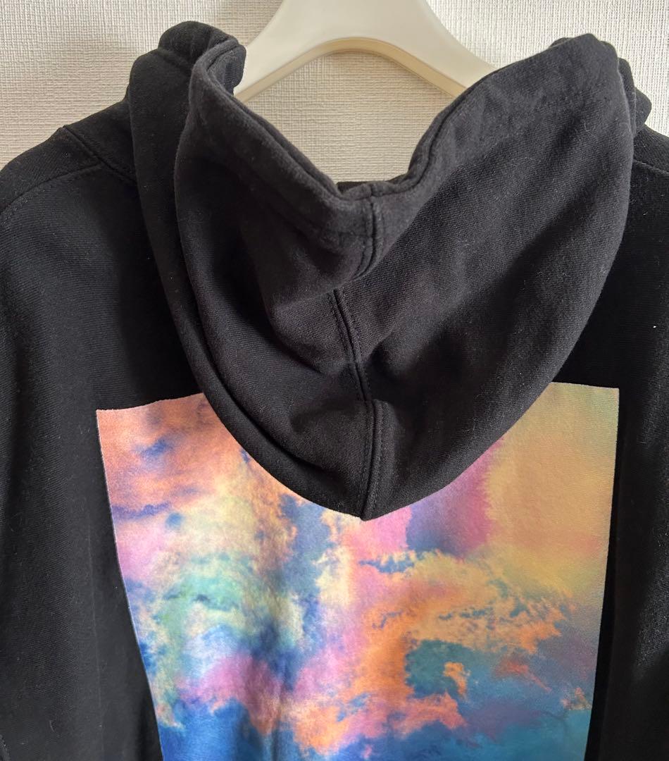 なないろ ジップパーカー