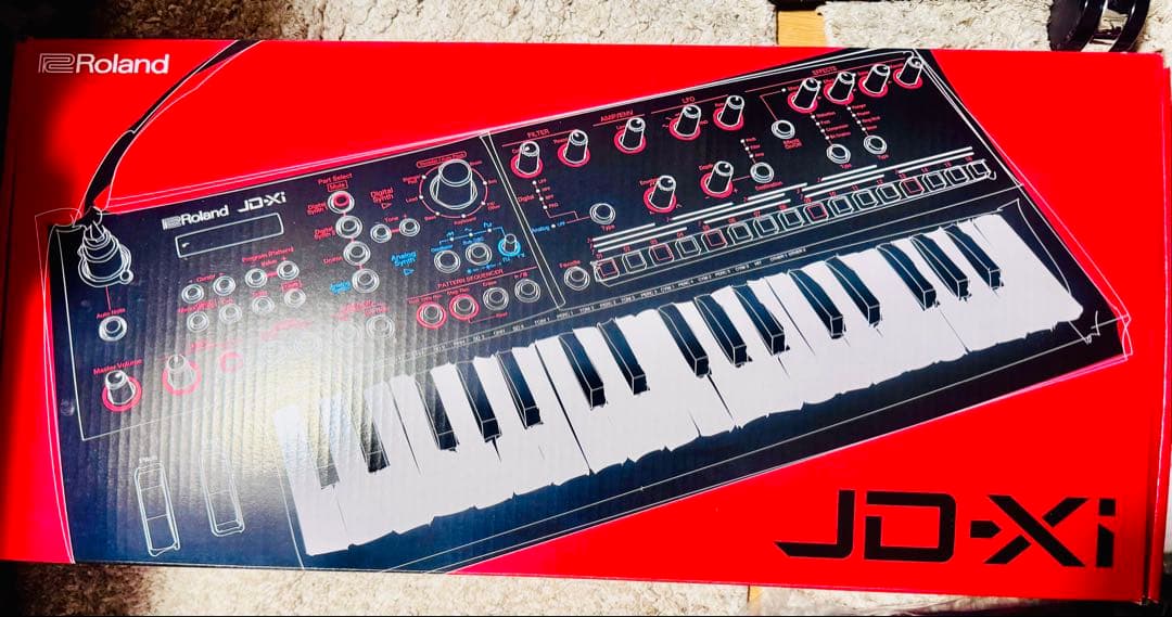 値下げ！新品！Roland JD-Xi シンセサイザー 37鍵 専用ケース付