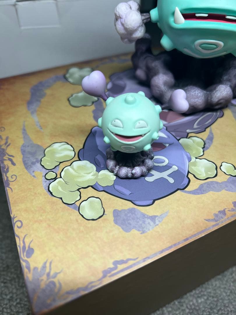 ポケモンスケールワールド　マタドガス色違い