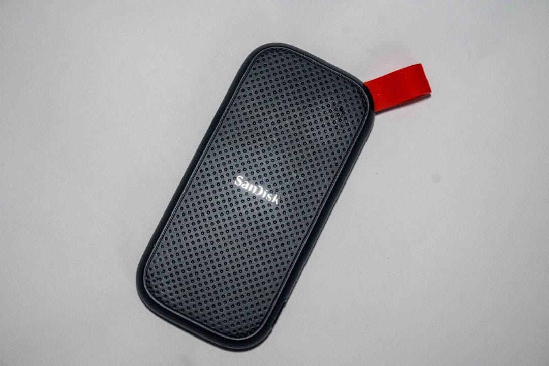 SanDisk 1TB 外付けSSD