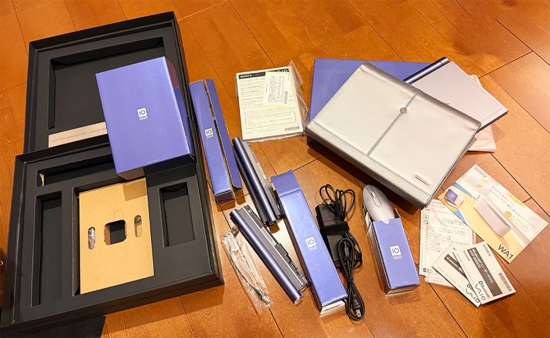 VAIO ノート type T 10th記念モデル