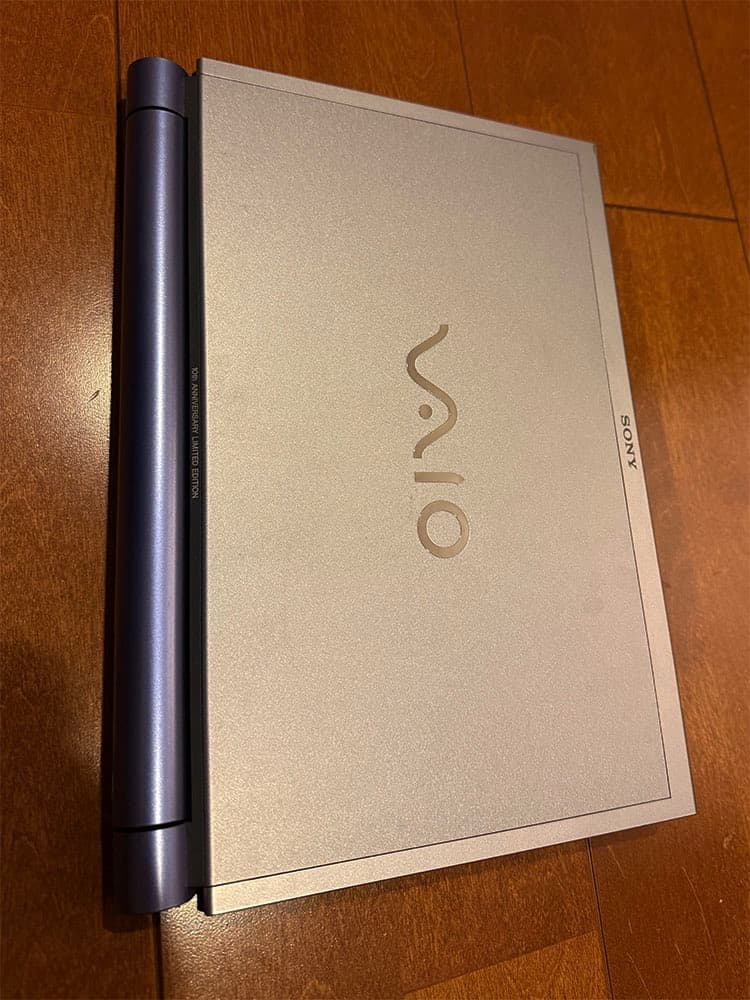 VAIO ノート type T 10th記念モデル