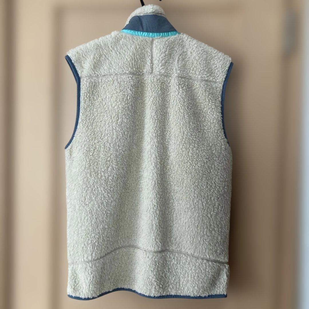 patagonia フリースベスト レトロX ボア　アイボリー/グレー