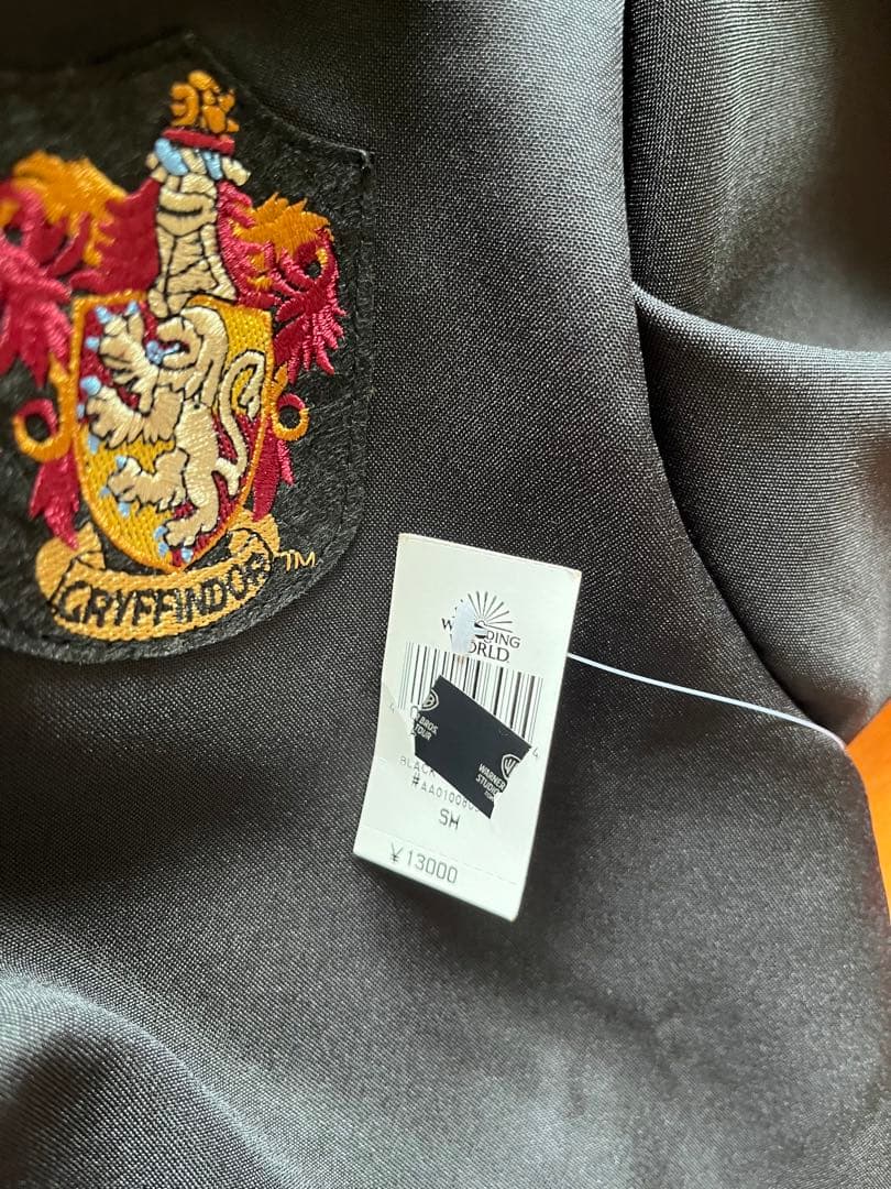 ワーナーブラザーズ　ハリーポッター豊島園　ローブ　杖セット売り