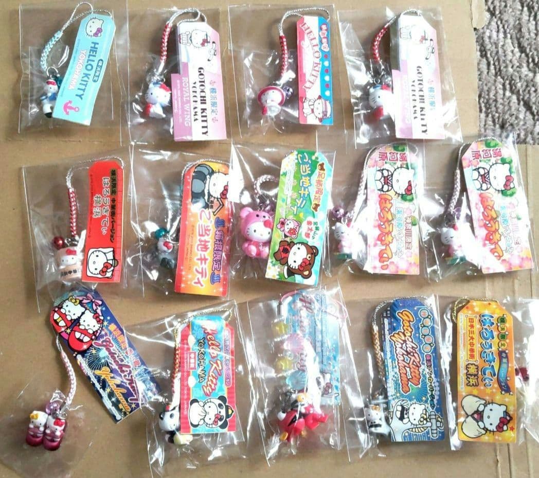 ご当地キティ♡ストラップ♡ファスナーマスコット&キーホルダー127個まとめ売り♡