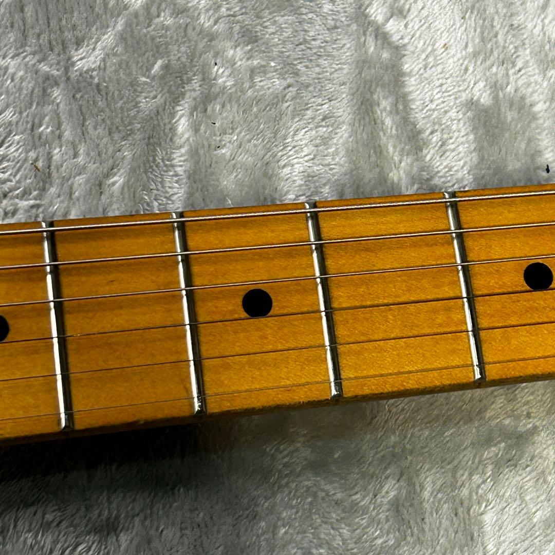 スクワイヤー アフィニティシリーズ ストラトキャスター サンバースト