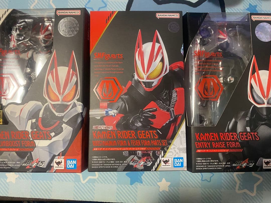 仮面ライダーギーツ S.H.Figuarts 基本フォーム3体セット 開封済み
