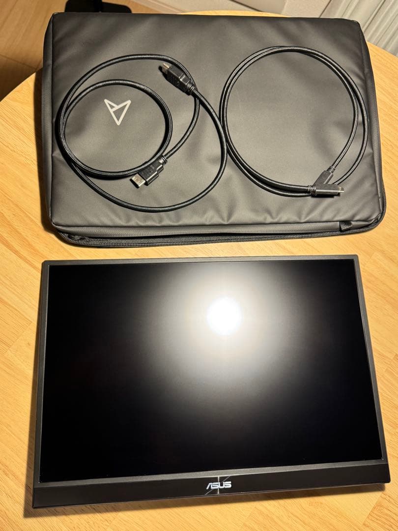 16インチ120HzモバイルモニターAsus ZenScreen MB16QHG