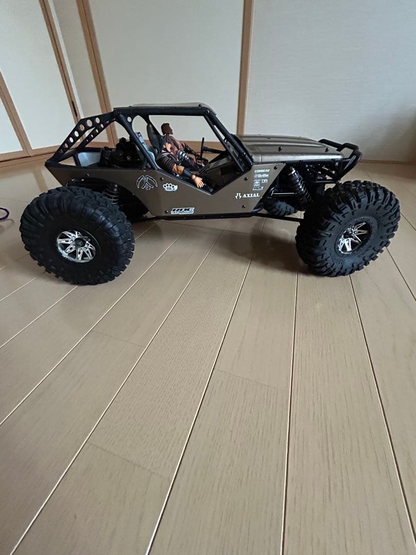 アキシャル　レイス