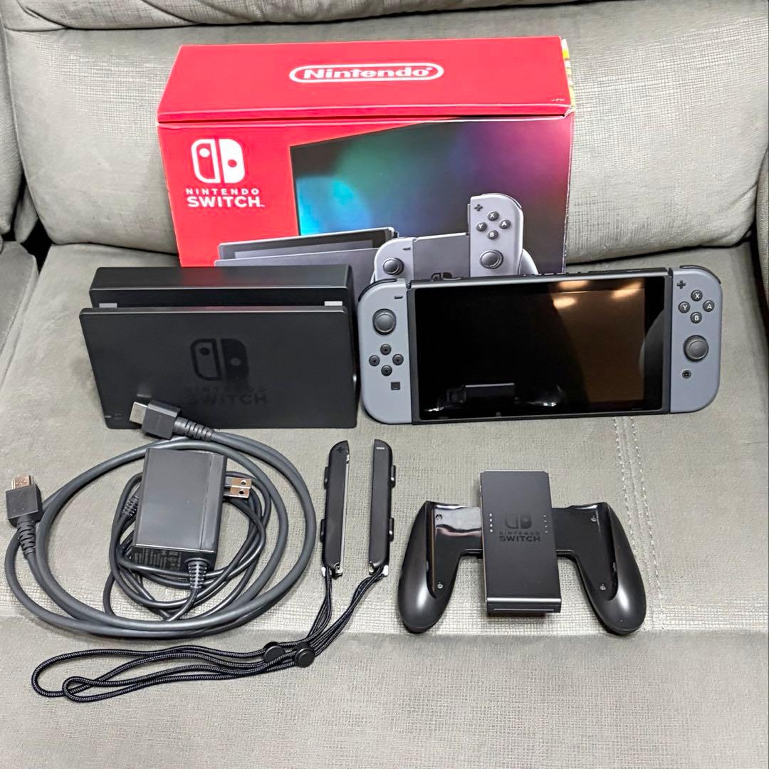 美品　Nintendo　Switch　本体　グレー　2024年6月購入