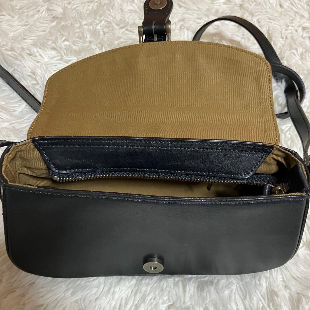 極美品 Dakota ミニショルダーバッグ レザー 黒