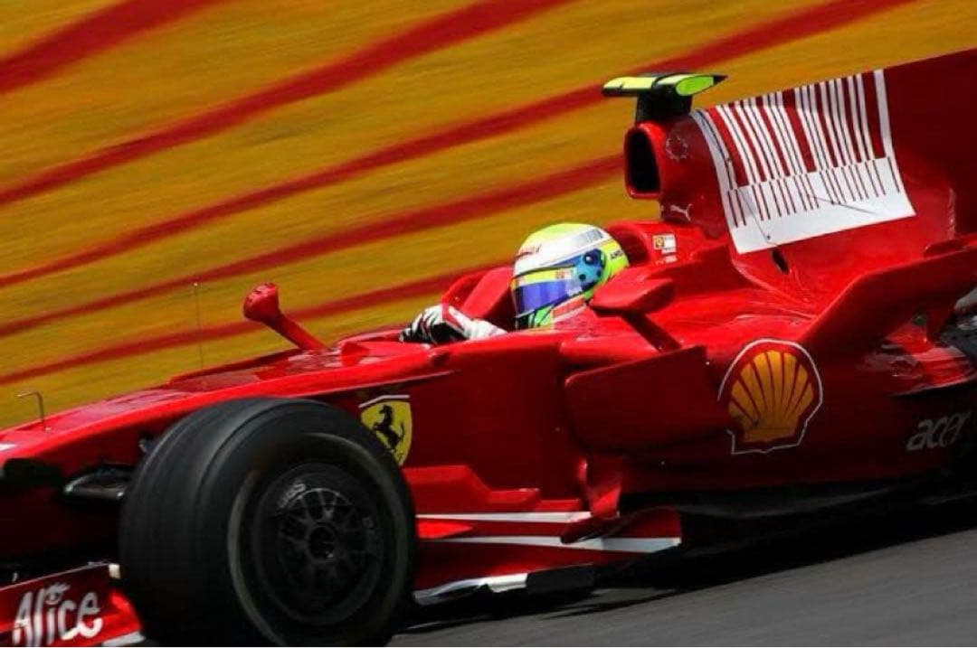 カスタム多数　1/18 マテル　フェラーリF2008 F.マッサ　シャークフィン