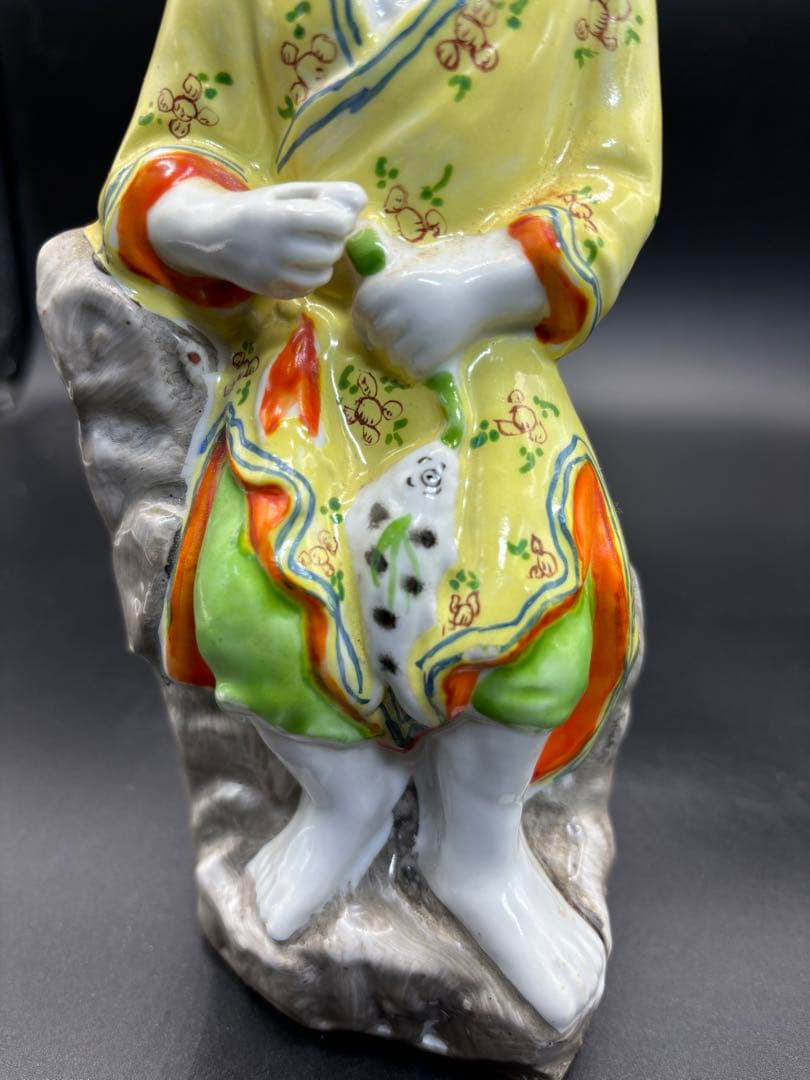 中国美術 古玩 色絵陶人形 陶器人形 高さ約23cm 置物 オブジェ 古董品