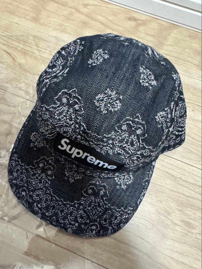 Supreme バンダナ柄キャップ　新品未使用