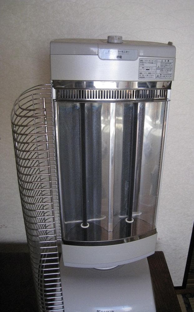 ダイキン セラムヒート 遠赤外線 2016年製 ERFT11TS-E