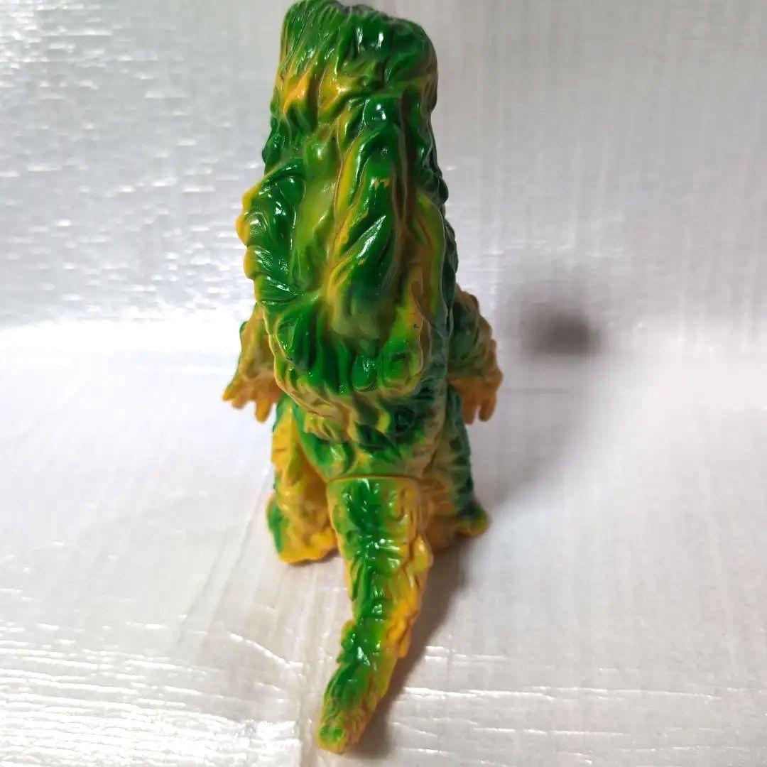 ブルマアク.ソフビ.ヘドラ。