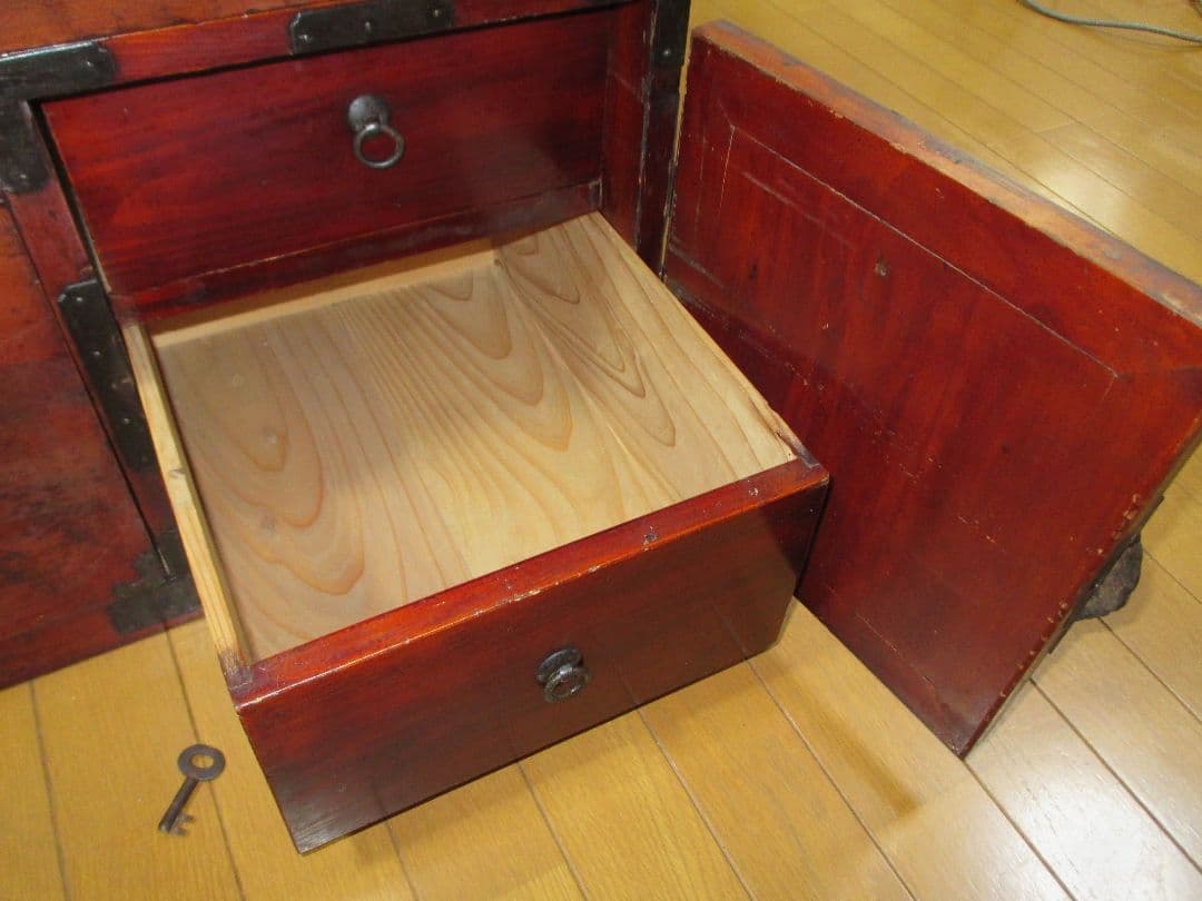 アンティークタンス 引き出し付き 鍵付き