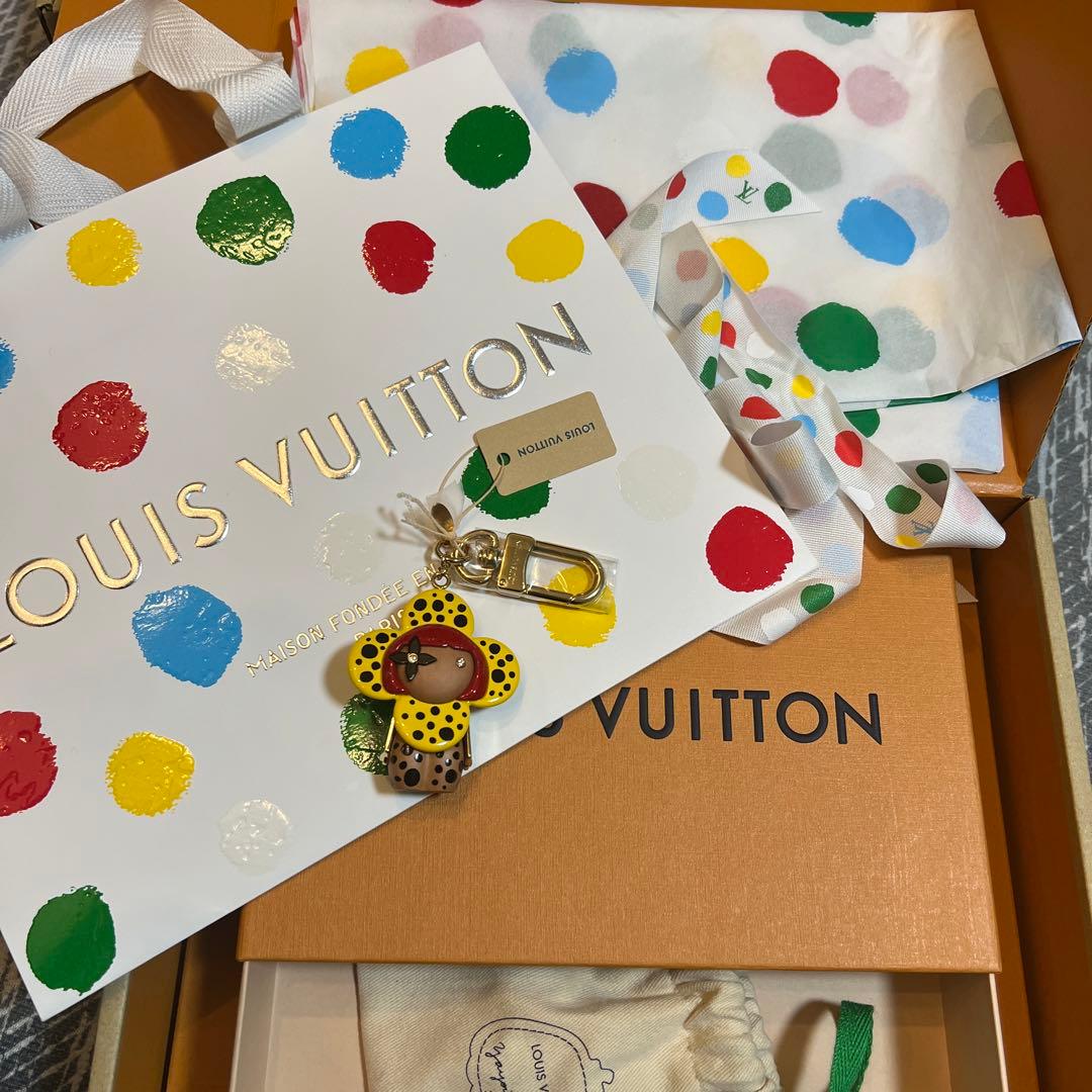 草間彌生　ルイヴィトン　キーホルダー　未使用品　最終値下げ