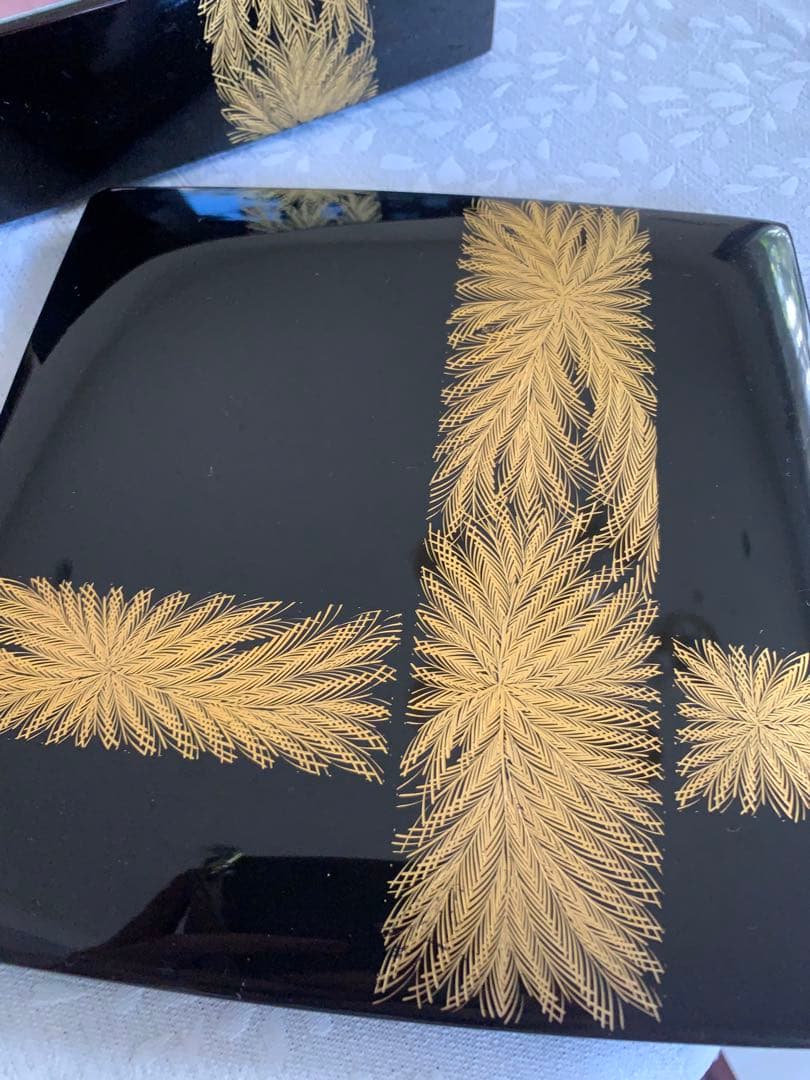 美品　輪島塗　二段重　2個組　沈金 重箱