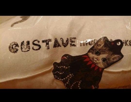 【新品未開封】希少 ヒグチユウコ ギュスターヴくんクッション 完売品