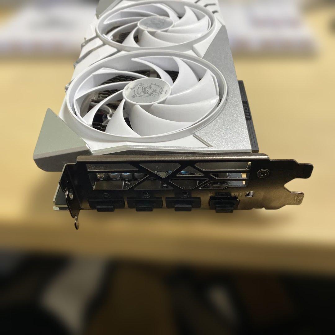 グラフィックボード・グラボ・ビデオカード MSI GeForce RTX 4070 SUPER