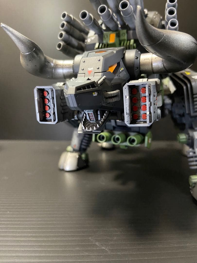 【全塗装】HMM ディバイソン　ゾイド　ZOIDS【完成品】