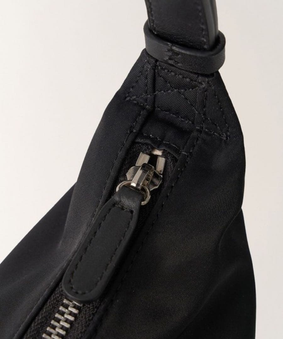 さ*き様 美品！　NOTHING WRITTEN ナイロンショルダーバッグ