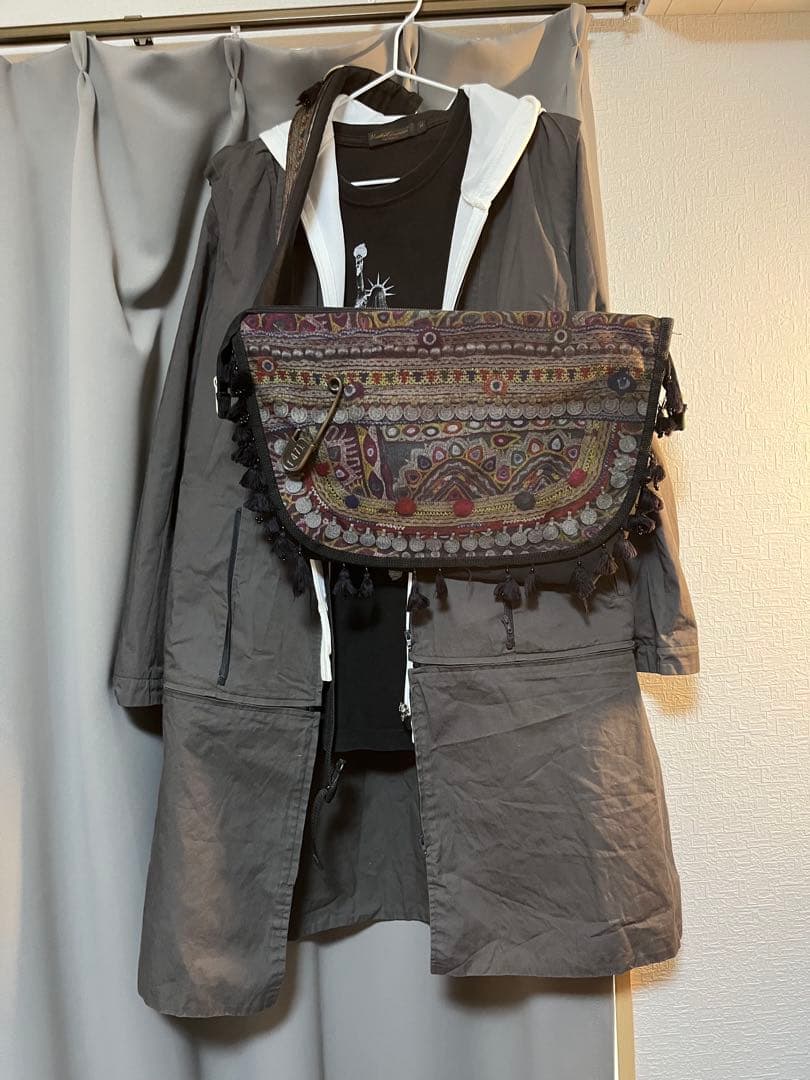 バック　tシャツ　パーカー　コート　まとめ売り