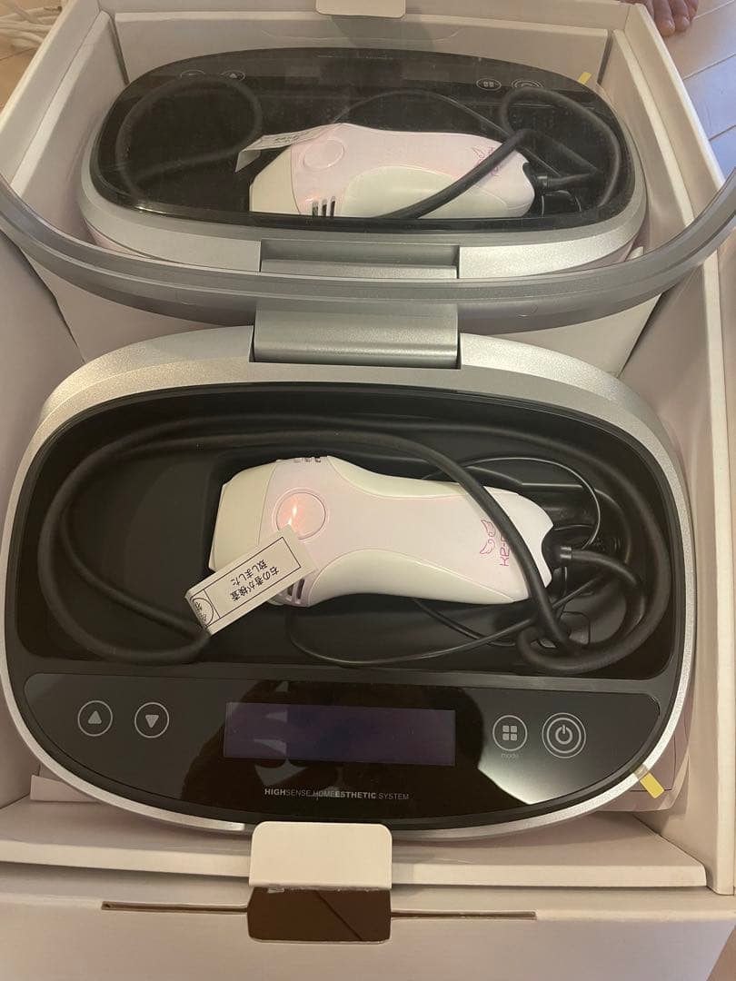 ケノン　まゆげ用ピンセットあり