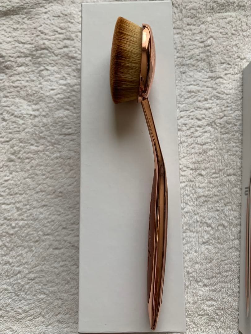 新品未使用アーティスメイクアップブラシ　エリートコレクション オーバル7(RG)