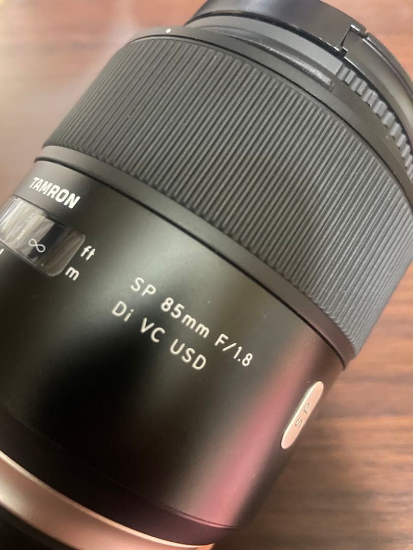 TAMRON SP 85mm F/1.8 Di VC USD 一眼レフ　レンズ