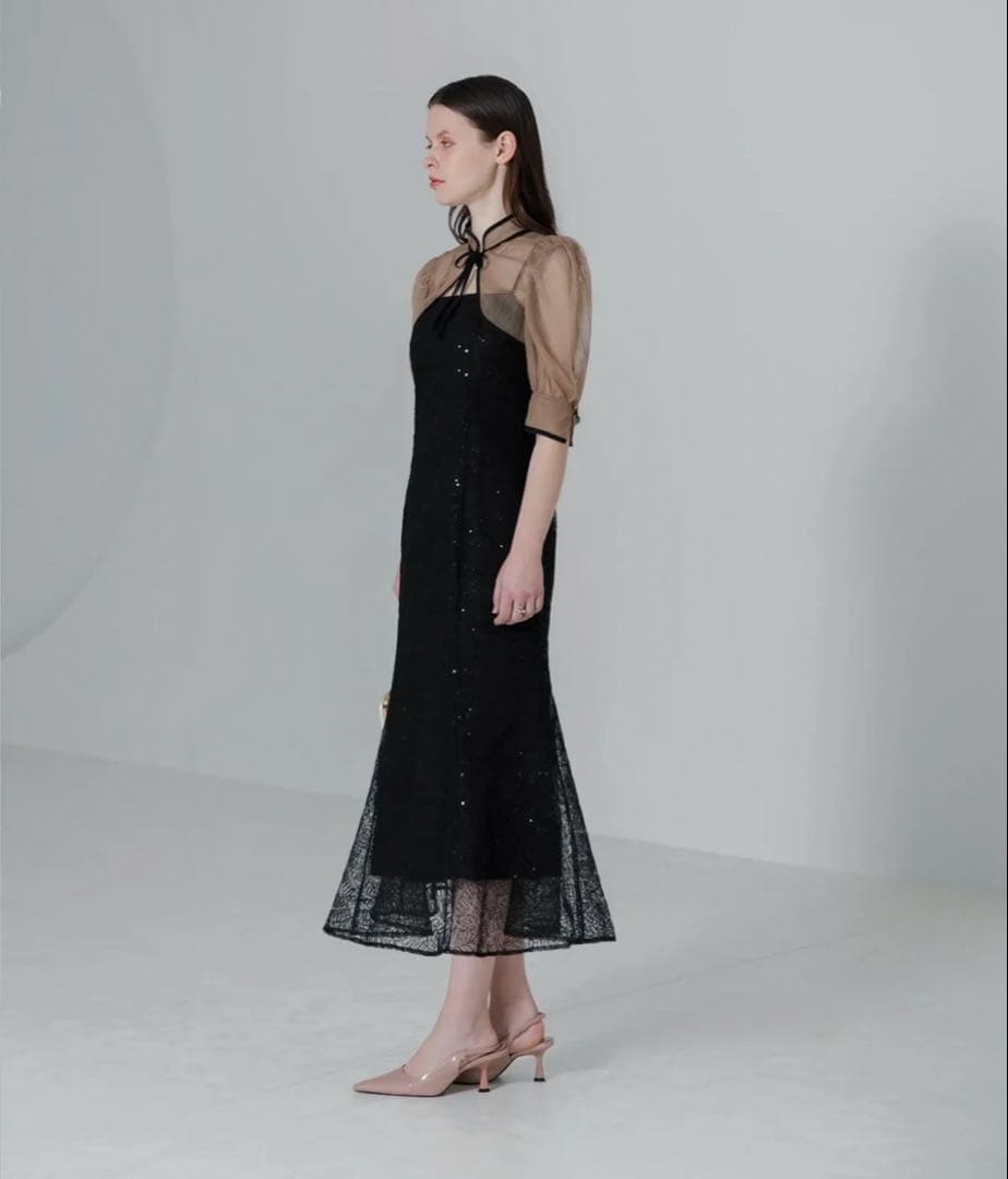 LEJA スパンコール刺しゅうマーメイドパフスリーブ2wayチュールワンピース