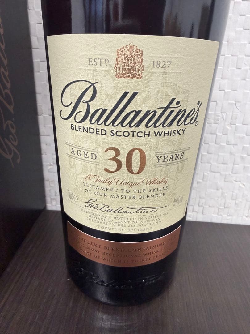 BALLANTINE バランタイン 30年 箱付き 700ml 40度