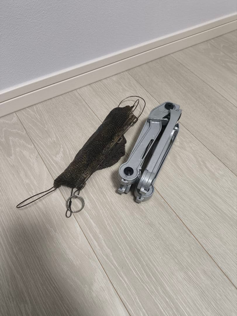 【訳アリ】モノラル ワイヤフレームソリッド