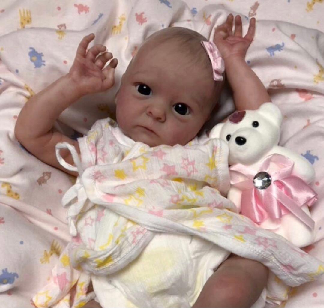 *・゜゜・*:.。..リボーンドール　未熟児赤ちゃん・*:.。. .。.:*