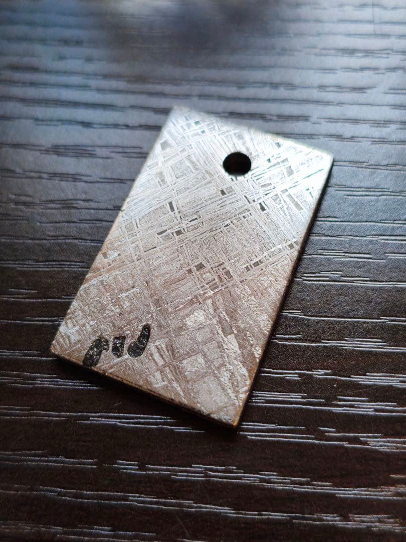 隕鉄 隕石 メテオライト ギベオン ナミビア オクタへドライト 約22g