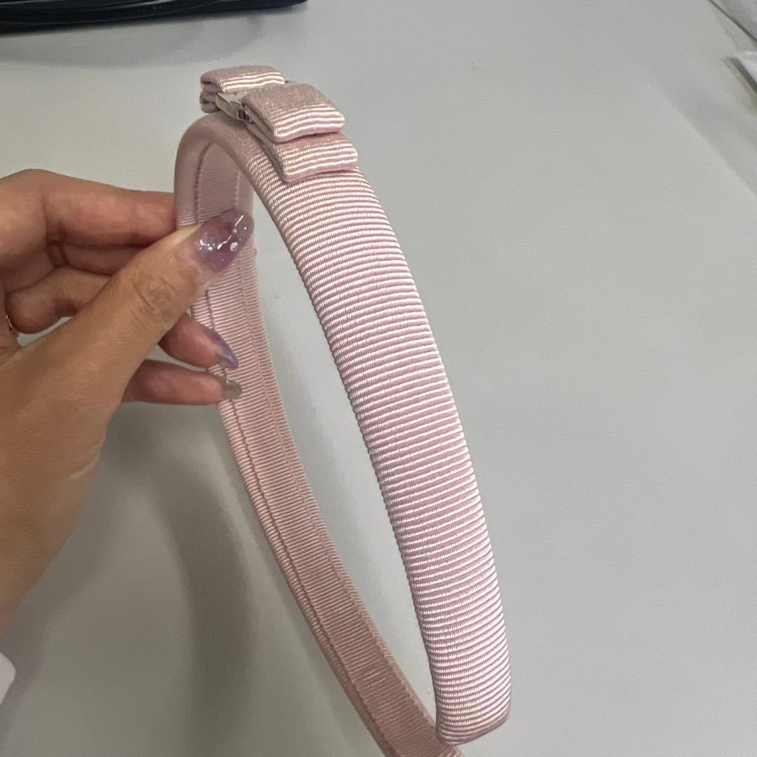 フェラガモ　リボン付きピンクヘアバンド