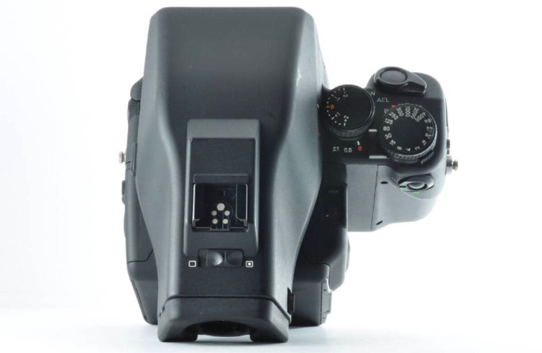 Contax 645 ボディー　MFB1B 220 フィルム付き　コンタックス