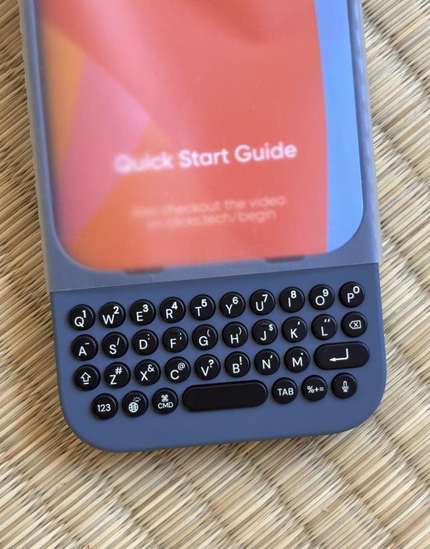 完璧なCLICKSキーボード、特別な「創設者」Edition for 15Pro