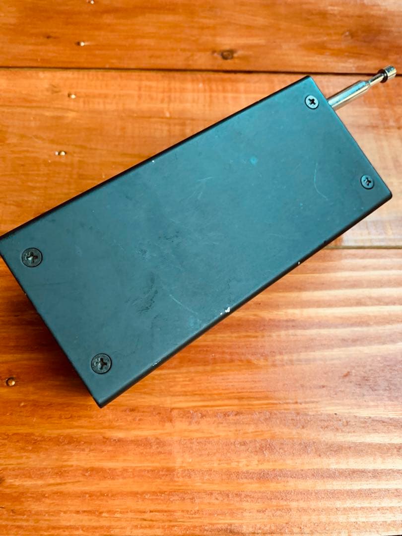 【盗聴器 発見機】WAVE CATCHER MODEL M-7000 探知機